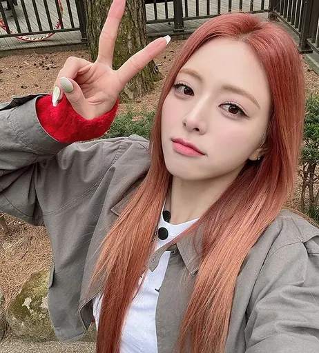 Image 7596377 from Yuna - ITZY (유나, Shin Yu Na)