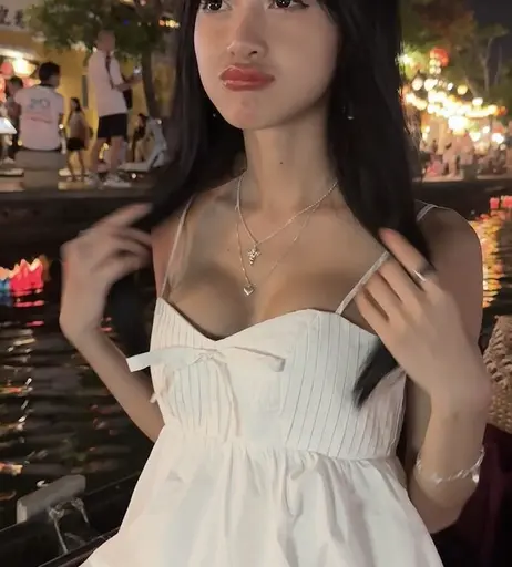 Image 7597589 from Clara dao