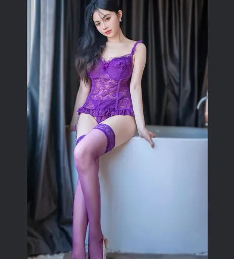 Image 7588774 from Amber Chan
