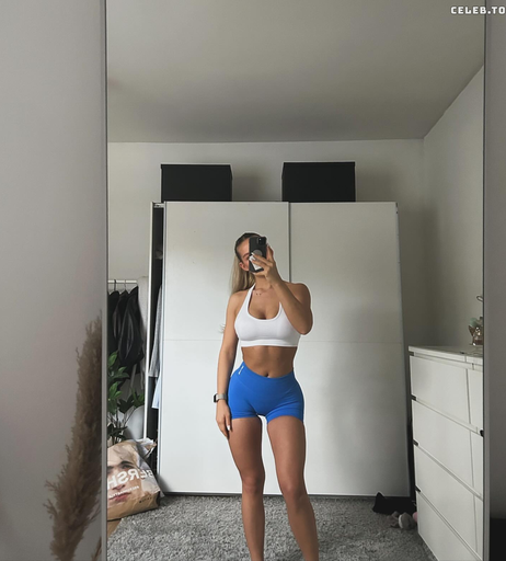 Image 756225 from Lilly Solterbeck