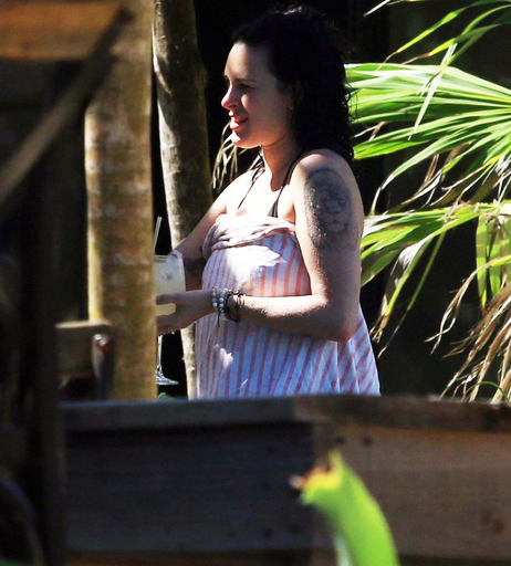 Image 7556891 from Rumer Willis