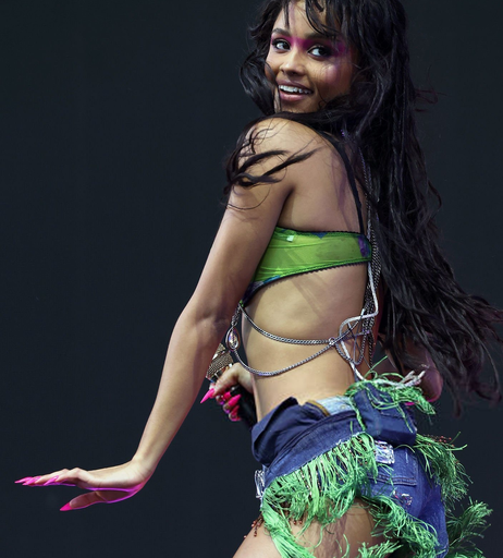 Image 7556961 from Tyla