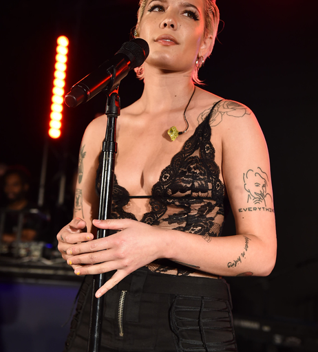 Image 7558498 from Halsey