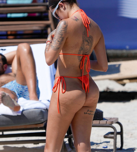 Image 7558436 from Malu Trevejo