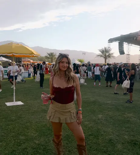 Image 7540722 from Logan Rae Hill (Taylor Hill&#039;s sister)