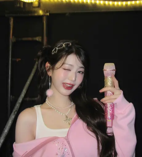 Image 7536831 from Jang Won-young / 장원영 WONYOUNG