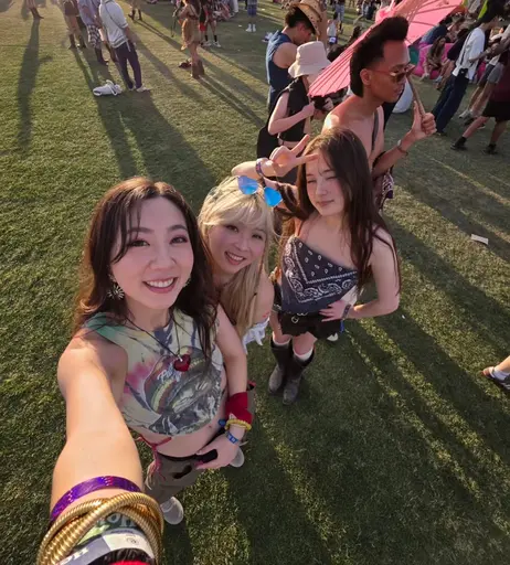 Image 7536086 from Fuslie (Leslie)