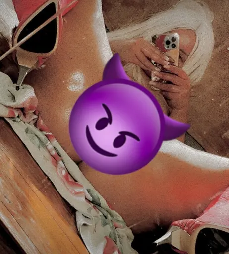 Image 7538647 from Tuttithebooty/Clappingqueen