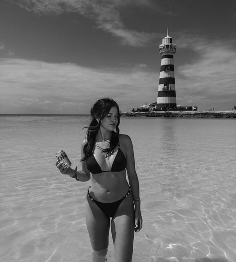 Image 7529555 from Jade Anna