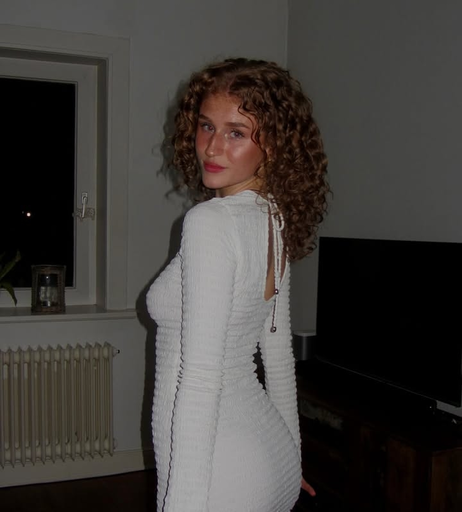 Image 7529646 from Nellyncy