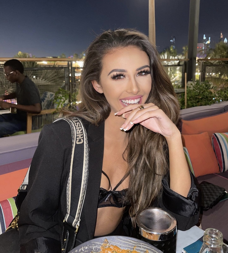Image 751478 from Chloe Veitch