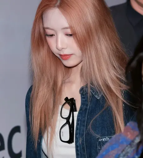 Image 7505199 from Yuna - ITZY (유나, Shin Yu Na)