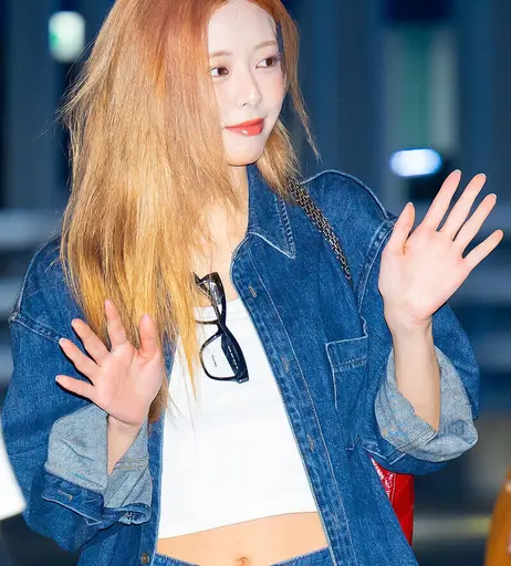 Image 7505196 from Yuna - ITZY (유나, Shin Yu Na)