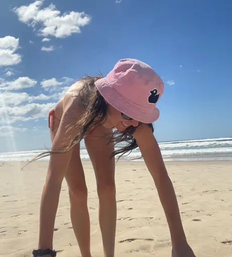 Image 7693490 from Amy Shark
