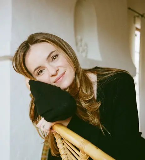 Image 7684811 from Danielle Panabaker