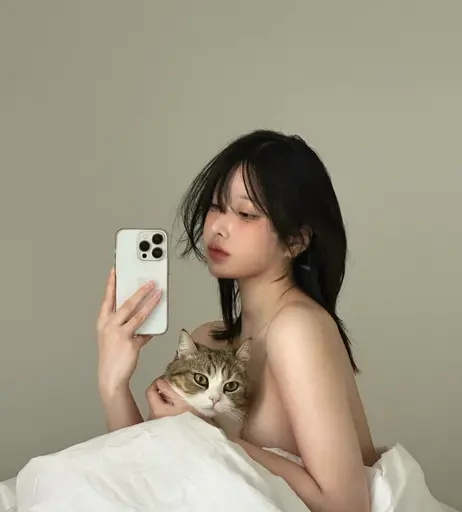 Image 7688800 from xouuuus / YUYU 유유