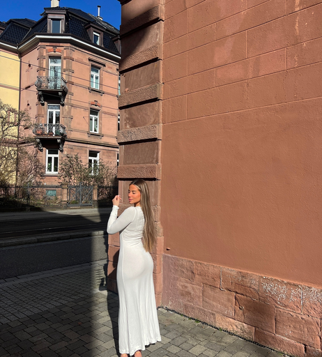Image 7679228 from valonaash