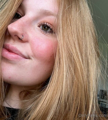 Image 76520 from ZoeRedHair