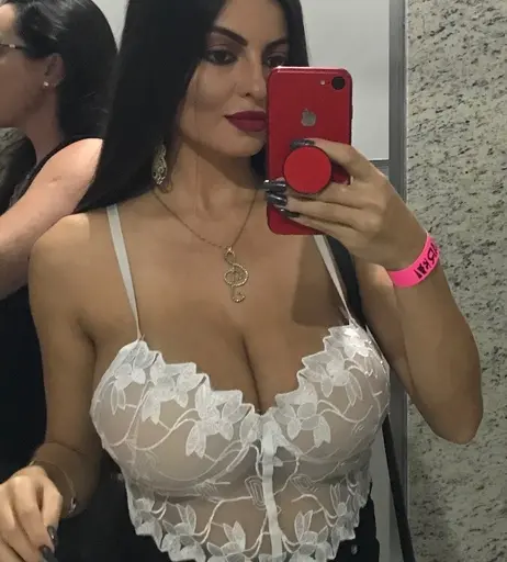 Image 7621206 from Viviane Costa / Vivi Costa