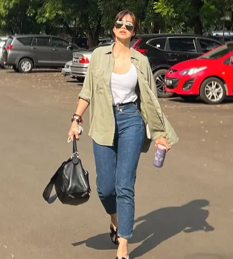 Image 7616953 from Agatha Suci