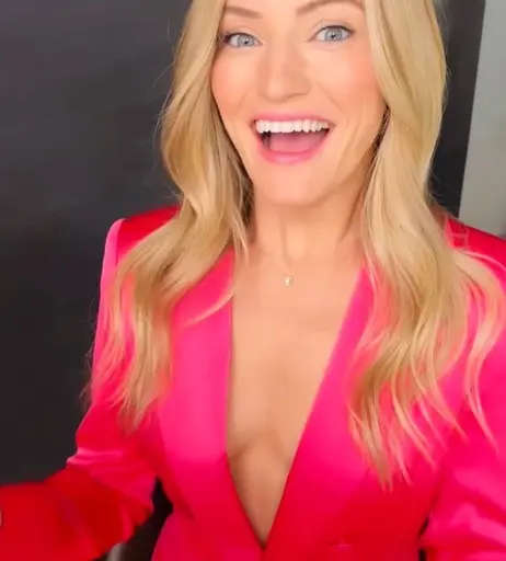 Image 7611444 from Justine Ezarik (iJustine)