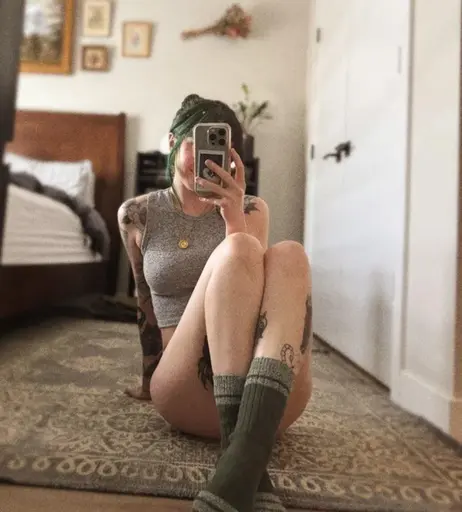 Image 7609119 from Lilhoneybeee