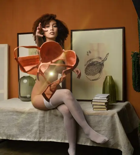 Image 7609041 from Hey.solange / heysolange / solange / Solana Bardell
