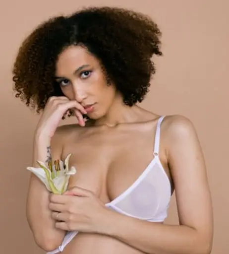 Image 7609000 from Hey.solange / heysolange / solange / Solana Bardell