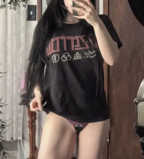 Image 7608151 from BuffGothMom