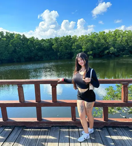 Image 7795379 from Jessica Beppler [Instagram content]