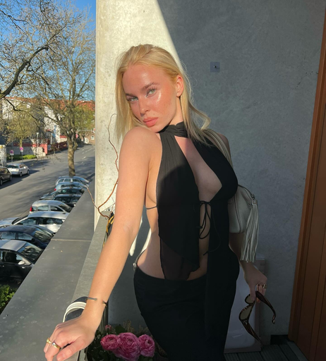 Image 7793919 from Lilycharlottevoss
