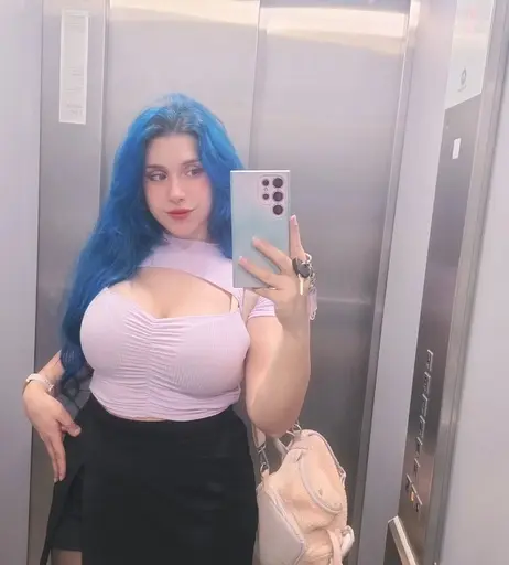 Image 7790369 from Krisfits (Italian Streamer)