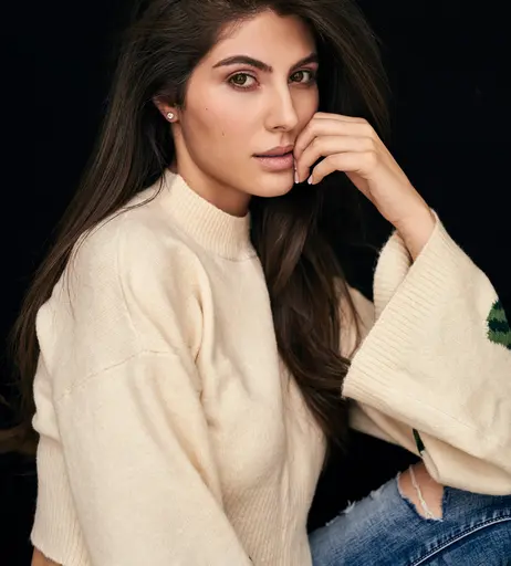Image 7781976 from Elnaaz Norouzi