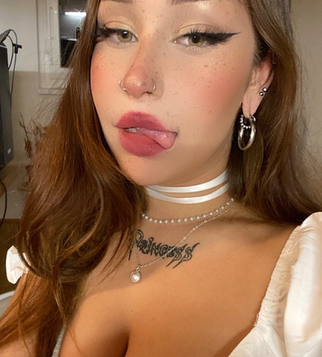 Image 7778269 from Sloppyxprincesss