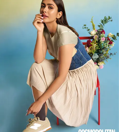 Image 7768775 from Mrunal Thakur
