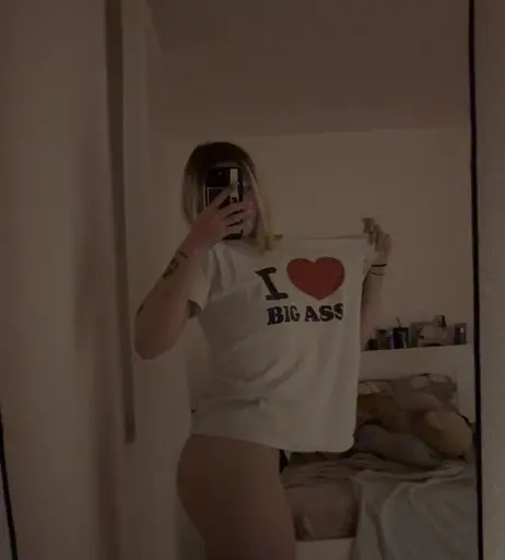 Image 7750346 from u/louisaa_sec | louisa_morgan