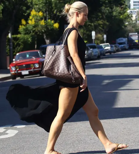 Image 7743692 from Caroline Pearce