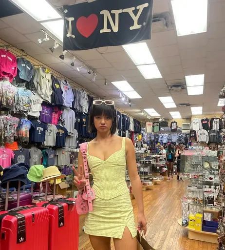 Image 7743171 from Peyton Elizabeth Lee