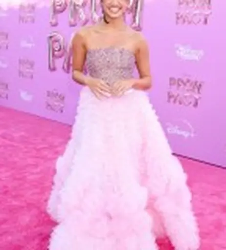 Image 7743169 from Peyton Elizabeth Lee