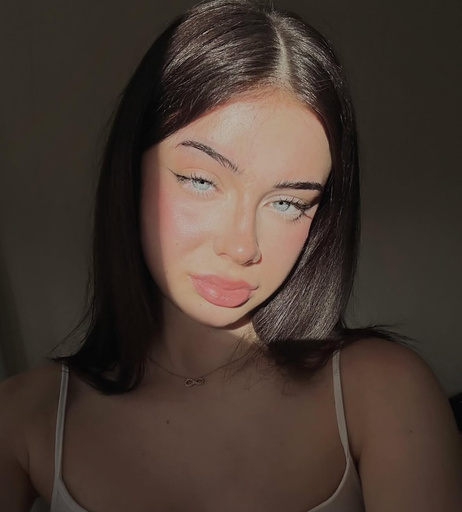 Image 7722931 from emmaldkkk