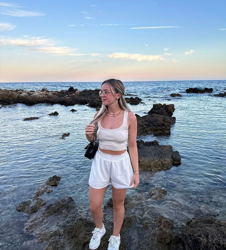 Image 771746 from Hannah Cauko