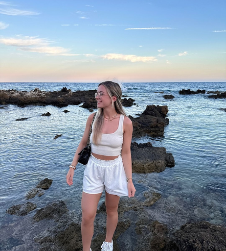 Image 771725 from Hannah Cauko