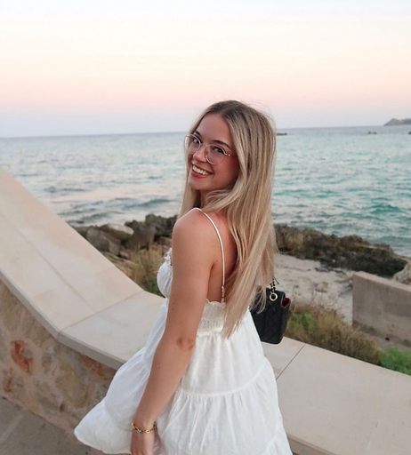 Image 771494 from Hannah Cauko