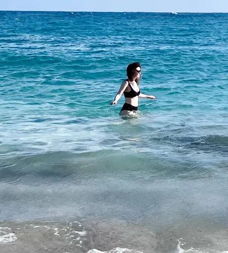 Image 7710677 from Lauren Mayberry (Singer)