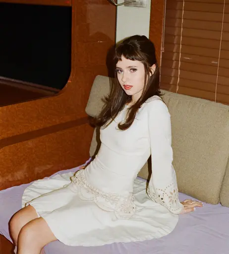 Image 7710204 from Clairo | Claire Cottrill