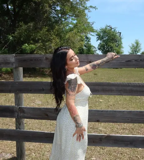 Image 7707487 from Danielle Cohn