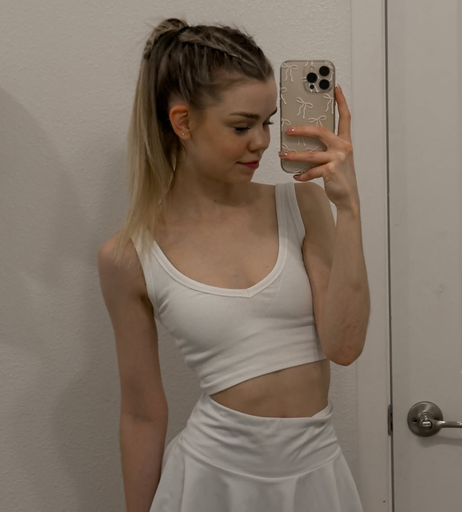 Image 7701281 from Lea Peach