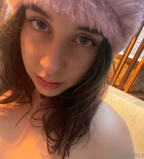 Image 7700995 from Princess Violette