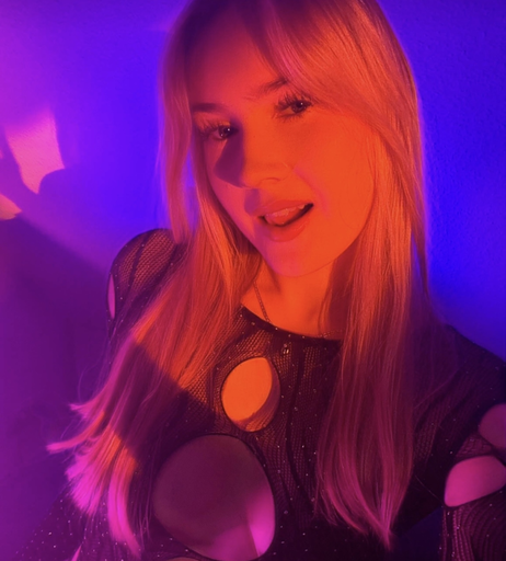 Image 7094589 from blondescutie