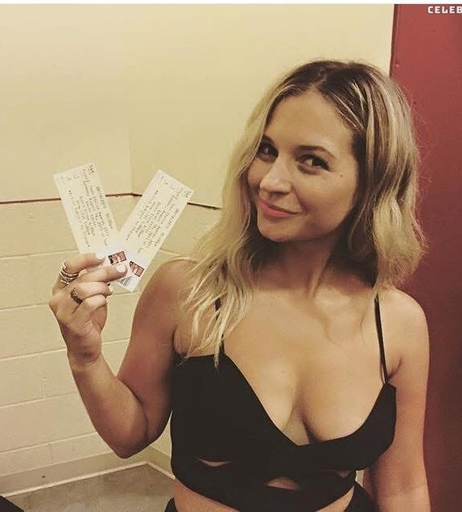 Image 7075253 from Vanessa Ray